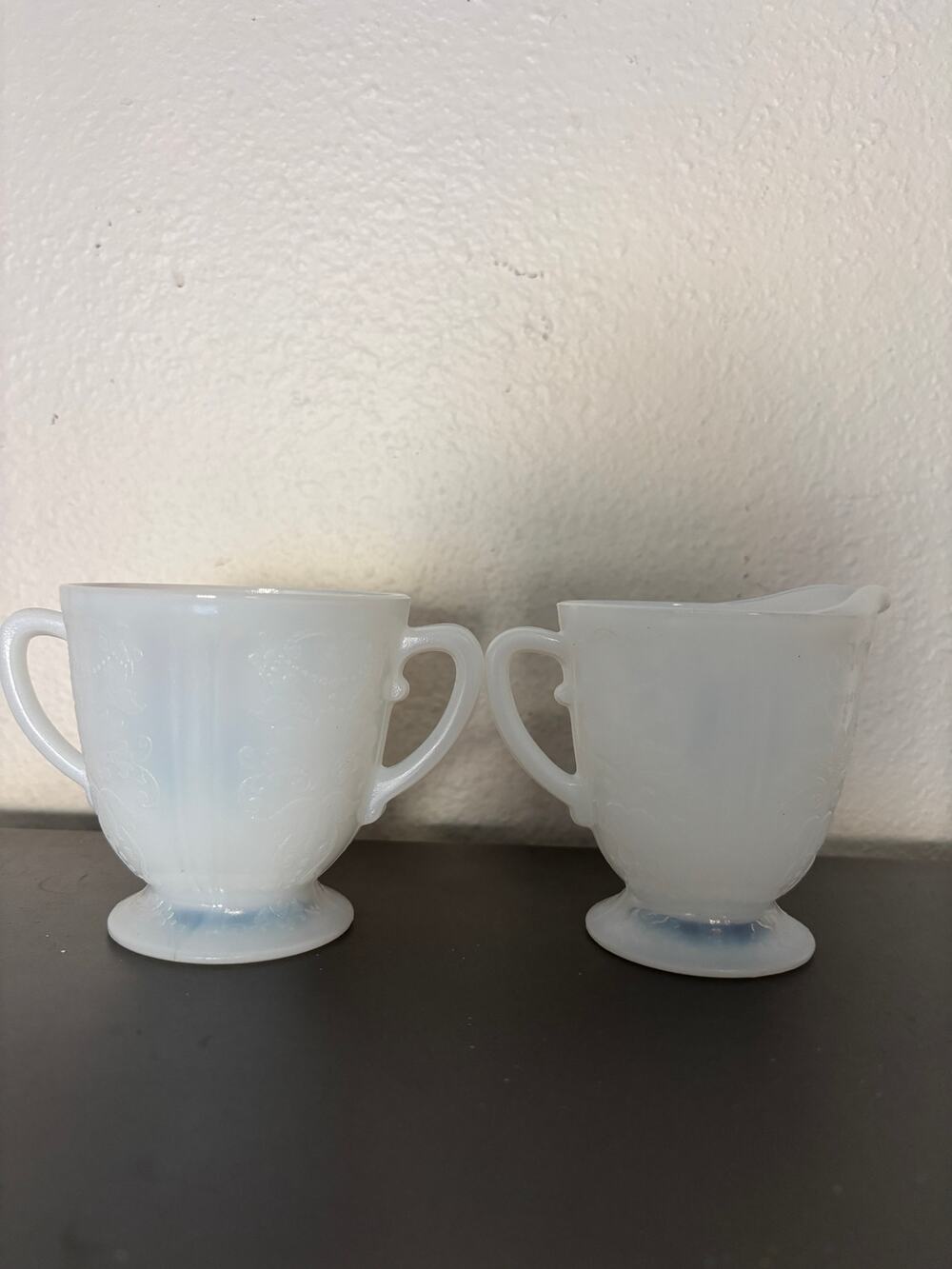 Vintage Macbeth Evans American Sweetheart Monax Milk Glass Creaner & Sugar Bowl